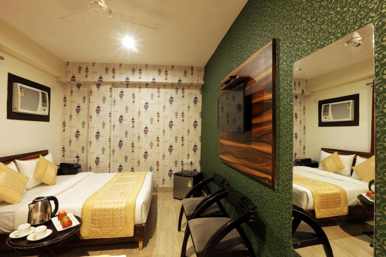Hotel Classic Plaza At Delhi Airport Ню Делхи Екстериор снимка